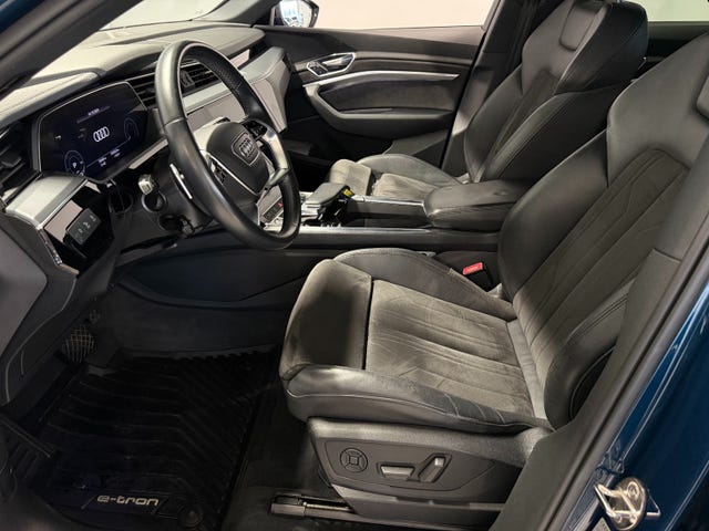 2020 AUDI E-TRON - 43