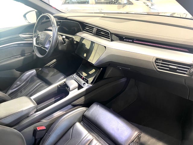 WAUZZZGE2LB021506 2020 AUDI E-TRON-4