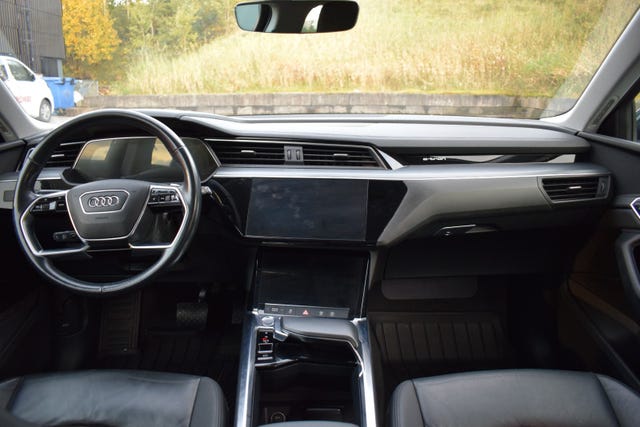 2020 AUDI E-TRON - 16