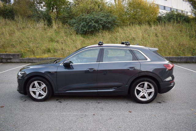 2020 AUDI E-TRON - 8