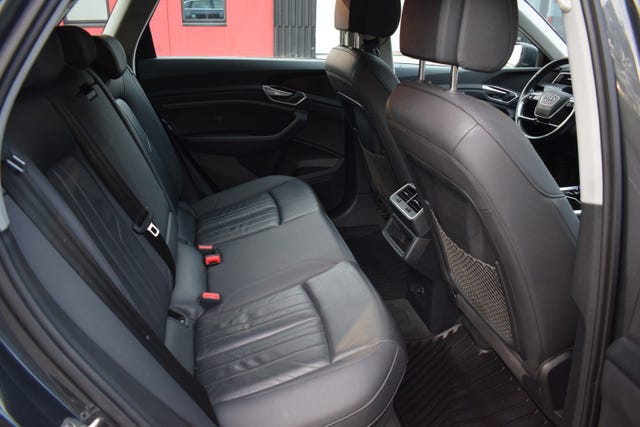 2020 AUDI E-TRON - 10