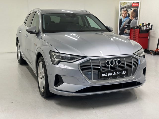 WAUZZZGEXLB024654 2020 AUDI E-TRON-3