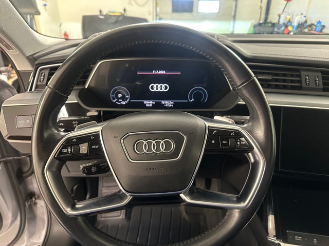 2020 AUDI E-TRON - 15