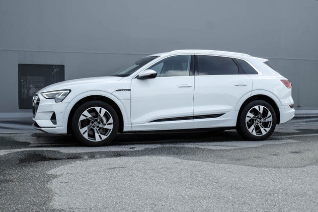 2021 AUDI E-TRON - 11