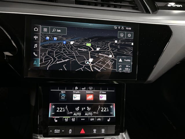 2020 AUDI E-TRON - 12