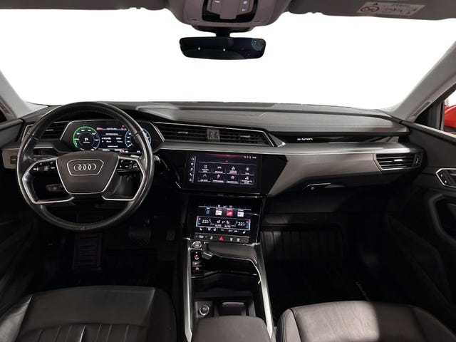 WAUZZZGE8LB017993 2020 AUDI E-TRON-5