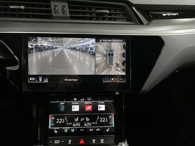 2020 AUDI E-TRON - 10