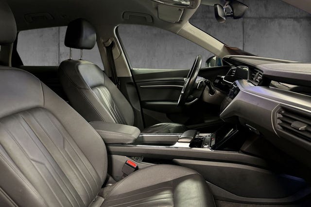 2021 AUDI E-TRON - 9
