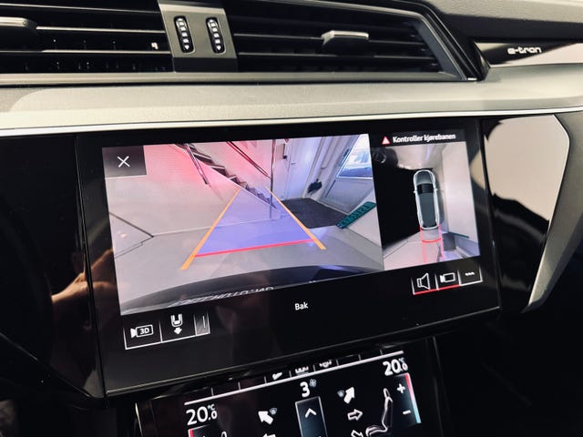 2020 AUDI E-TRON - 27