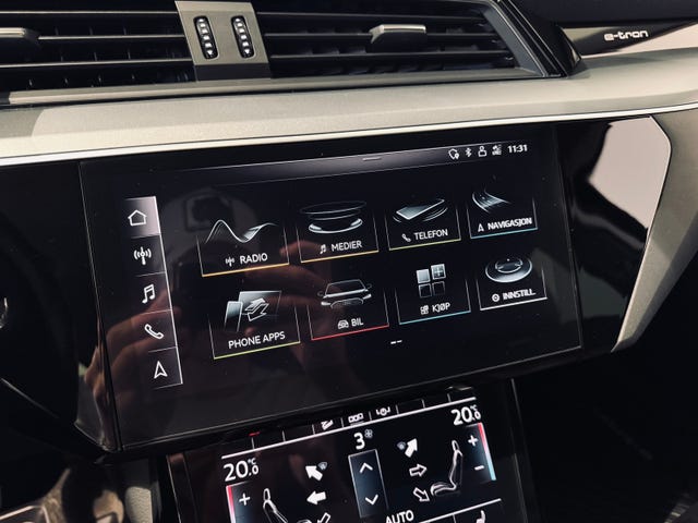 2020 AUDI E-TRON - 23