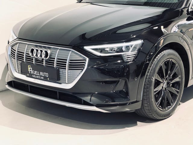 WAUZZZGE7LB021663 2020 AUDI E-TRON-2