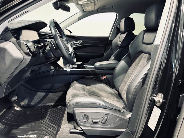 2020 AUDI E-TRON - 11