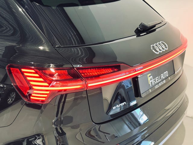 2020 AUDI E-TRON - 8