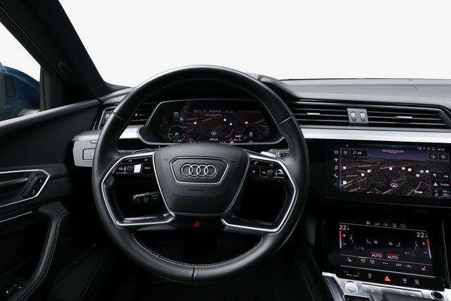 2020 AUDI E-TRON - 16