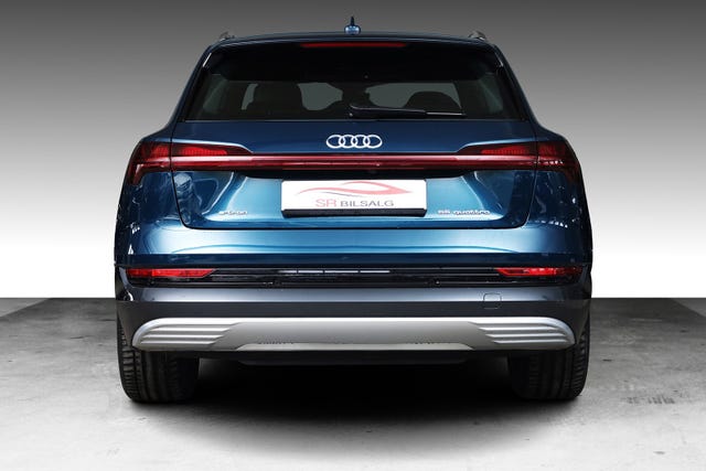 WAUZZZGEXLB010236 2020 AUDI E-TRON-4