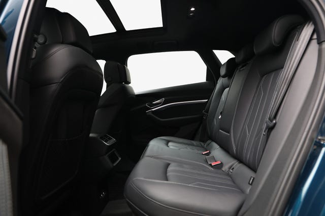 2020 AUDI E-TRON - 18