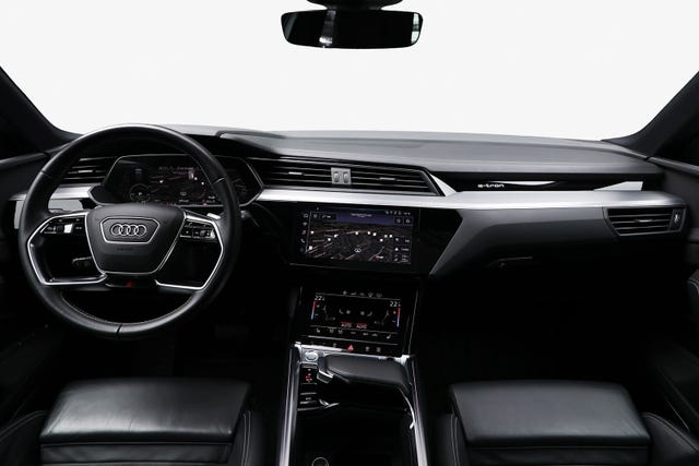 2020 AUDI E-TRON - 15