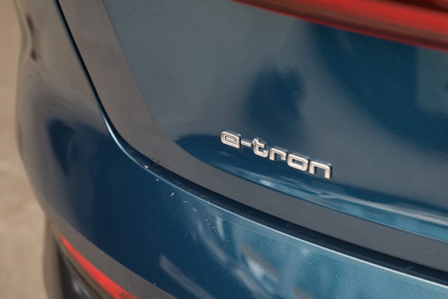 2020 AUDI E-TRON - 11
