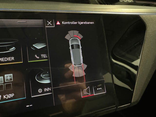 2020 AUDI E-TRON - 16