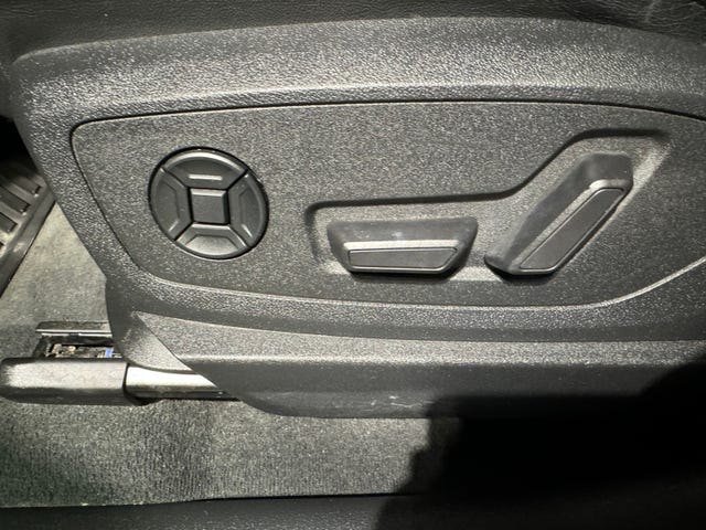 2020 AUDI E-TRON - 10