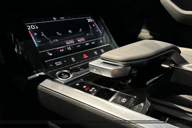 2021 AUDI E-TRON - 22