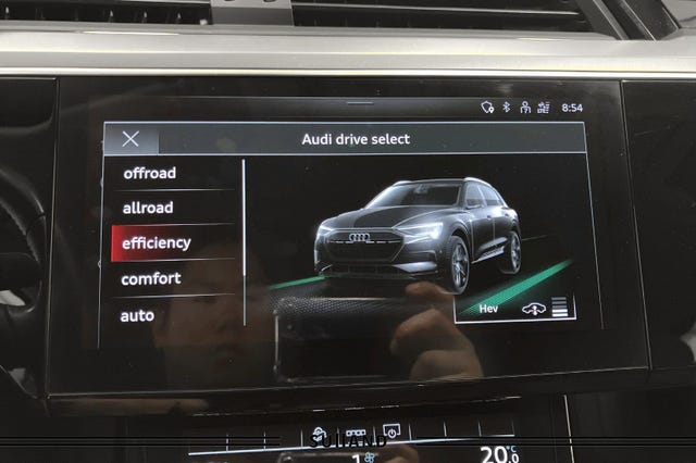 2021 AUDI E-TRON - 44