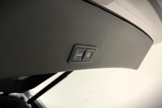 2020 AUDI E-TRON - 9