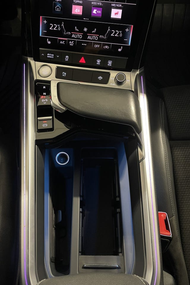 2020 AUDI E-TRON - 22