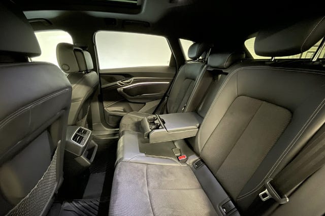 2020 AUDI E-TRON - 16