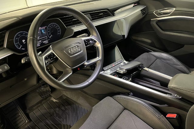2020 AUDI E-TRON - 14