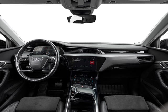 2021 AUDI E-TRON - 10