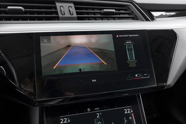 2021 AUDI E-TRON - 21