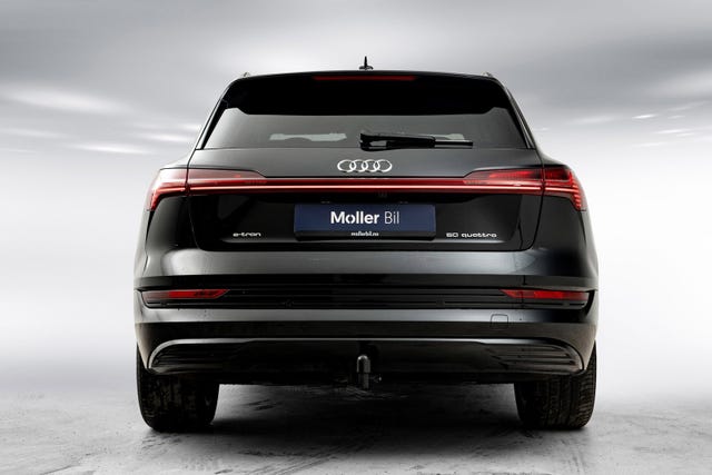 WAUZZZGE8MB030843 2021 AUDI E-TRON-5