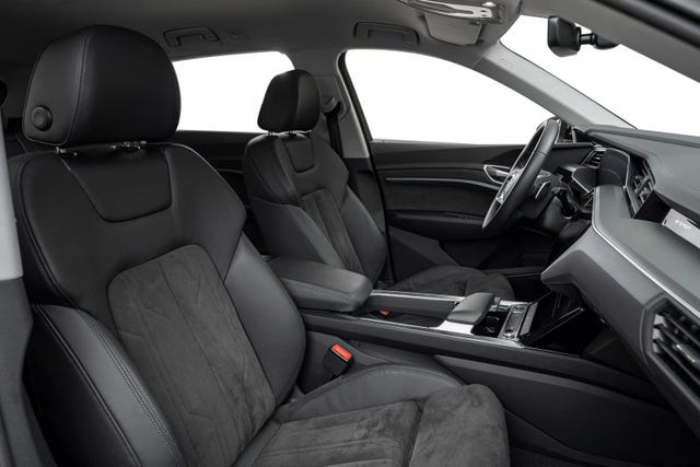2021 AUDI E-TRON - 23