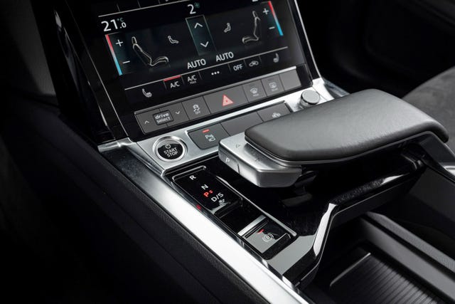 2021 AUDI E-TRON - 16