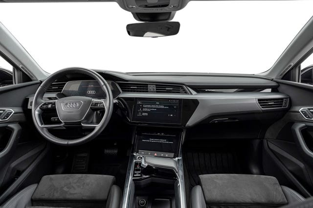 2021 AUDI E-TRON - 10