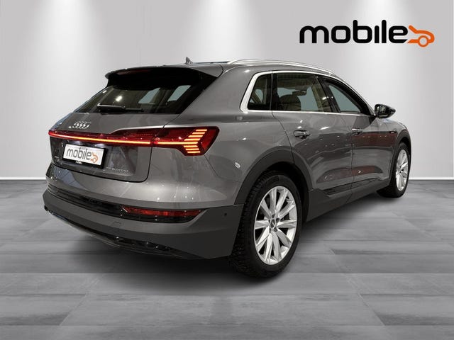 WAUZZZGE7LB017466 2020 AUDI E-TRON-2