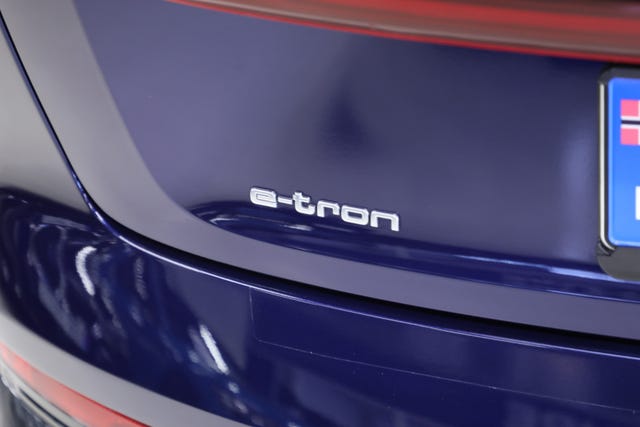 2020 AUDI E-TRON - 11