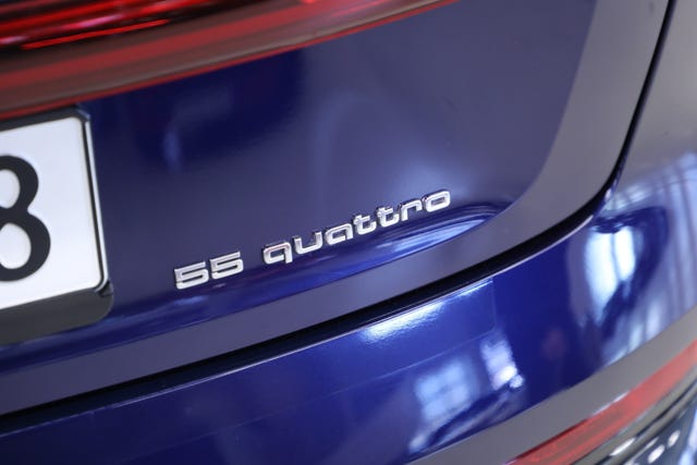 2020 AUDI E-TRON - 12