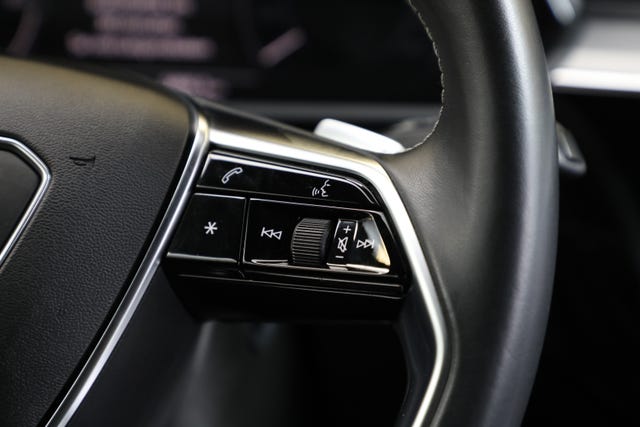 2020 AUDI E-TRON - 20