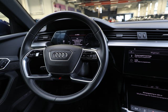 2020 AUDI E-TRON - 18