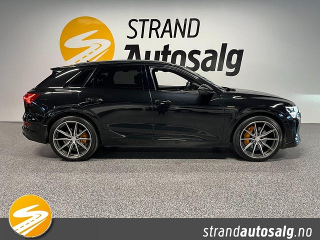 WAUZZZGE7MB045348 2021 AUDI E-TRON-0