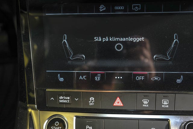 2021 AUDI E-TRON - 26