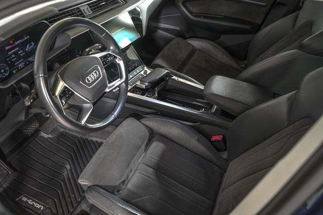 2021 AUDI E-TRON - 16