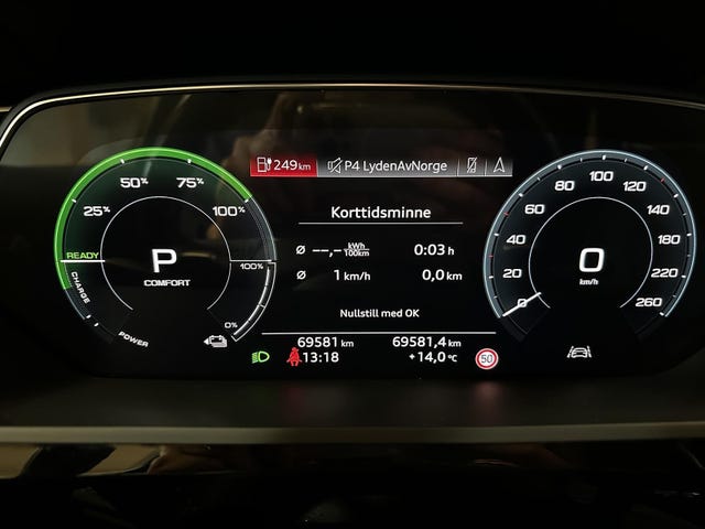 2020 AUDI E-TRON - 18