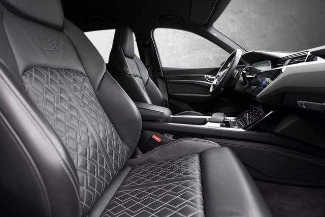 2020 AUDI E-TRON - 29