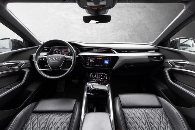 2020 AUDI E-TRON - 27