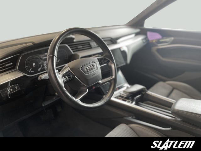 2020 AUDI E-TRON - 23
