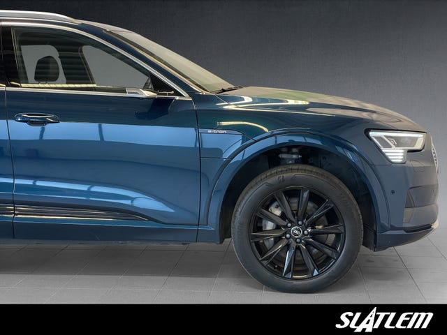 2020 AUDI E-TRON - 10