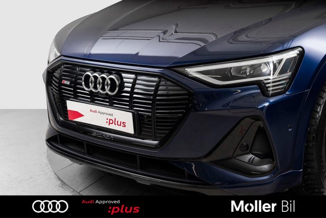 WAUZZZGEXMB038555 2021 AUDI E-TRON-4